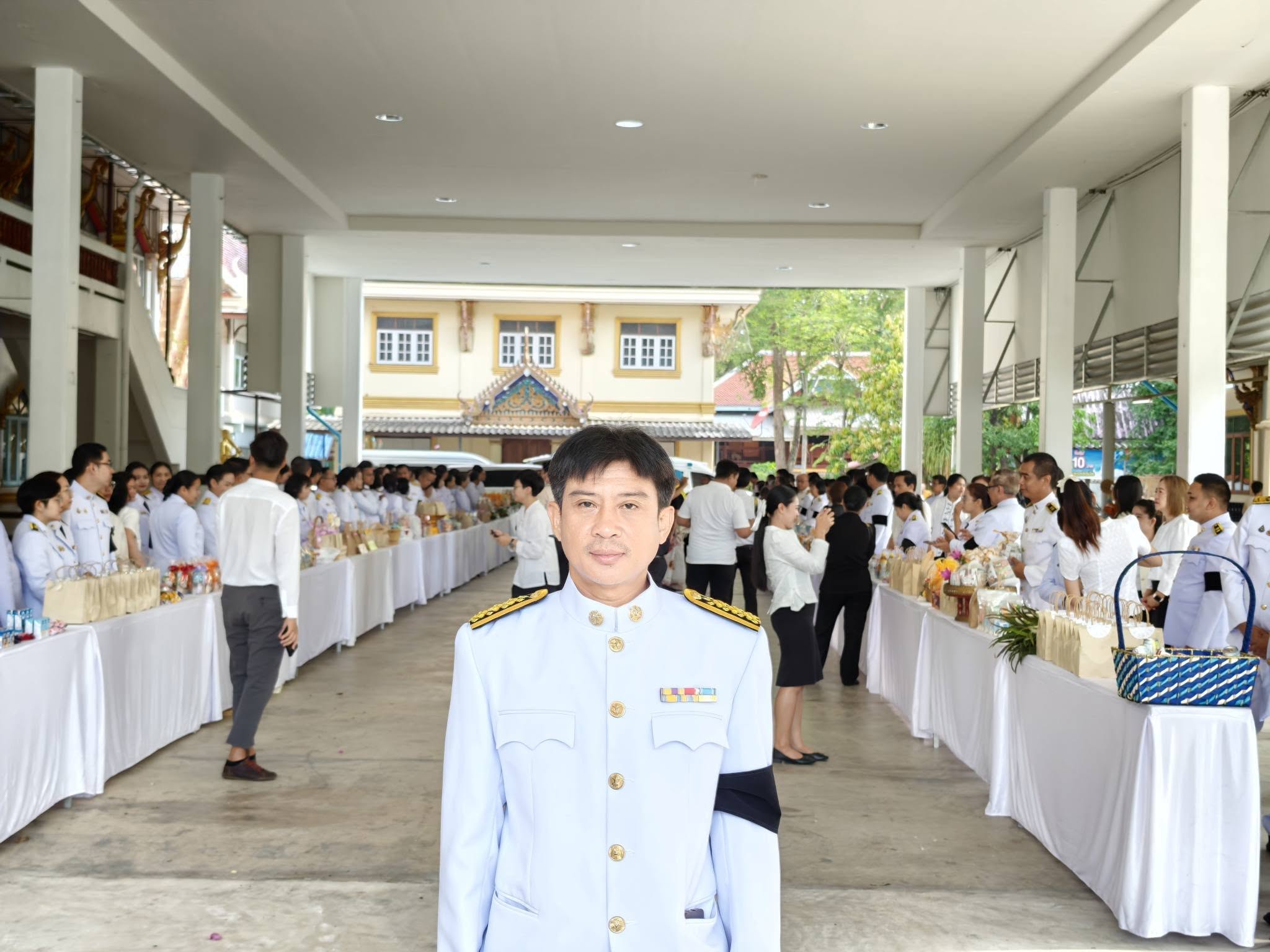 นายอภิชัย ศรอินทร์ ผอ.ขท.อุทัยธานี มอบหมายให้ นายเจริญลาภ อินทร์ประสิทธิ์ ชฟ.ขท.อุทัยธานี พิธีสวดพระพุทธมนต์และพิธีทำบุญตักบา
